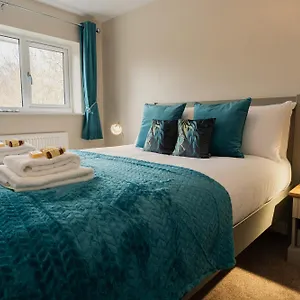  Holiday home Greenway House - Ideal 1 Bedroom Home, Ev Charger & Parking - Sleeps 4 United Kingdom