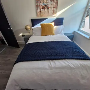  Apartment Aurora's Sky Lounge United Kingdom